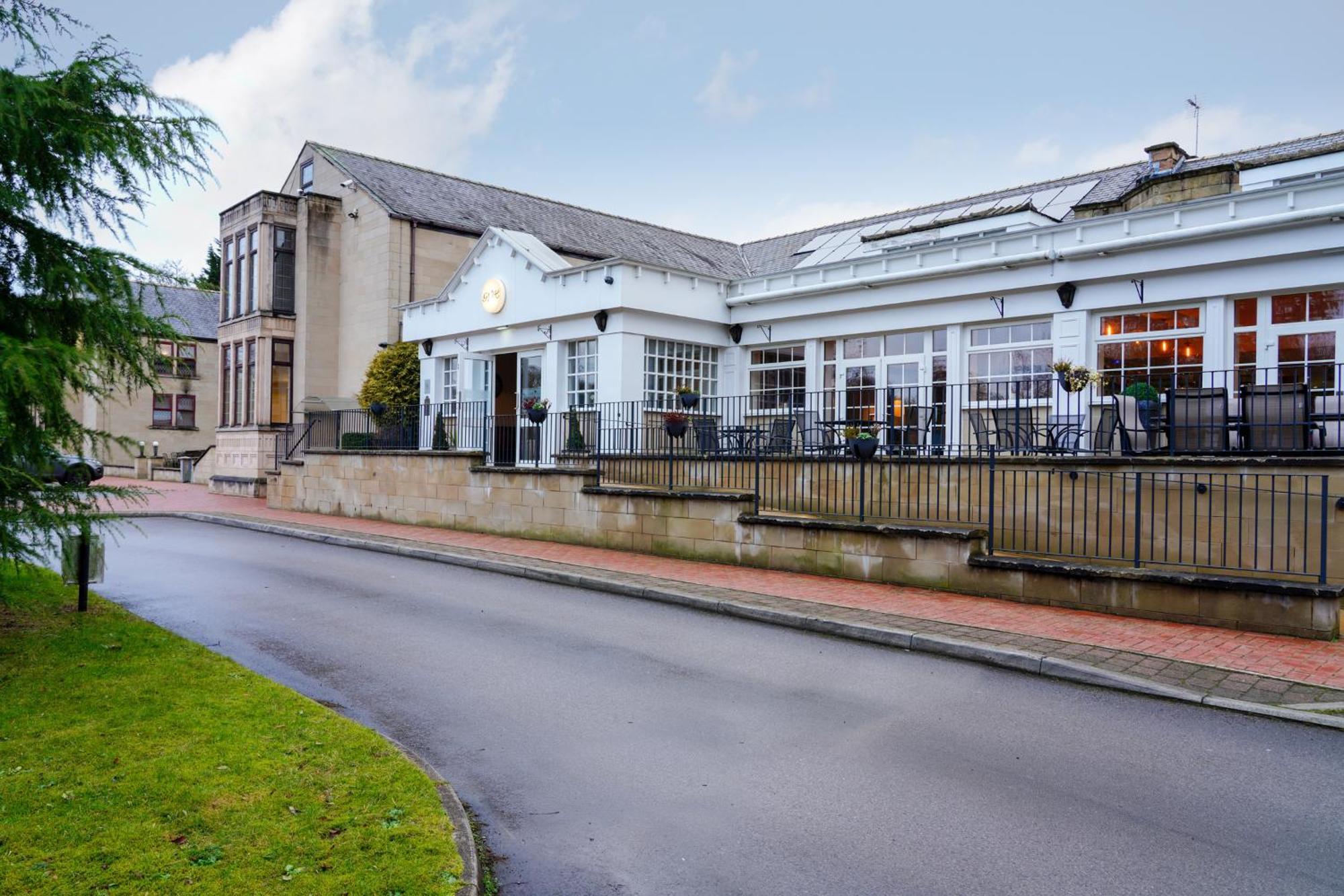 Gomersal Park Hotel & Dream Spa Extérieur photo